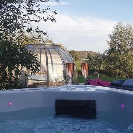 Les Nuits Insolites De La Mothe - Hebergement En Bulle Ou Tiny House Avec Spa Privatif Outremecourt Экстерьер фото